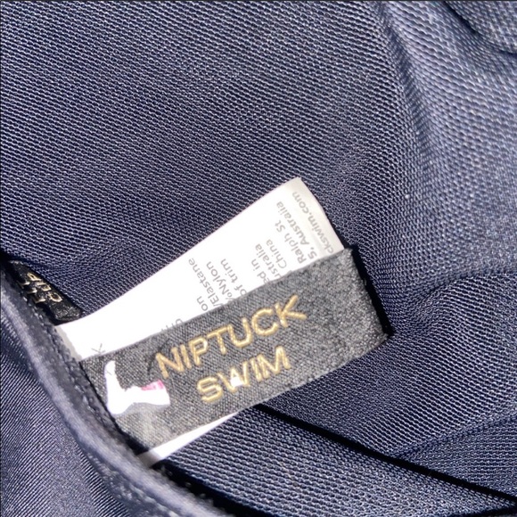 Black one piece bathing suit - Picture 4 of 4